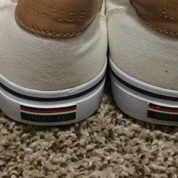 Used sneakers - Picture 3 of 5